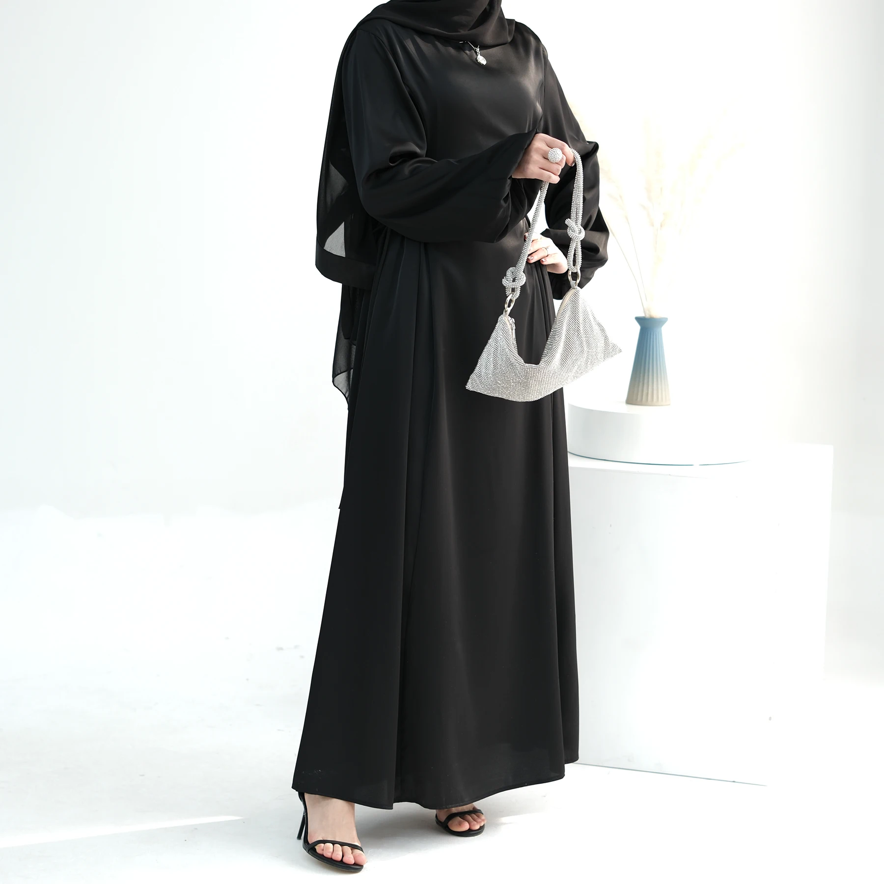 H13280c9ee1d9438ebc7f12c1216e814ab