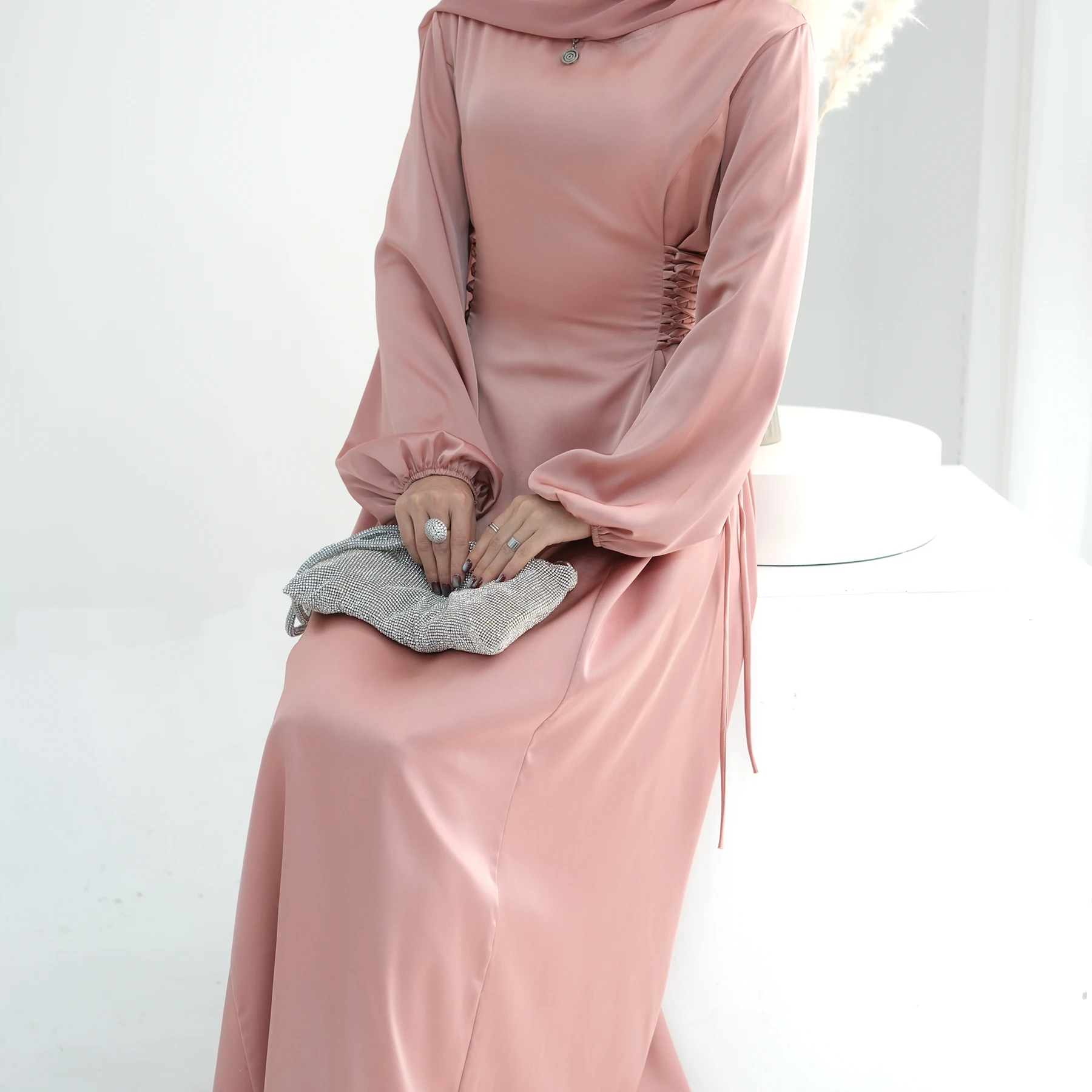 H1b46094e63e64979a0c49168abb4fe61N