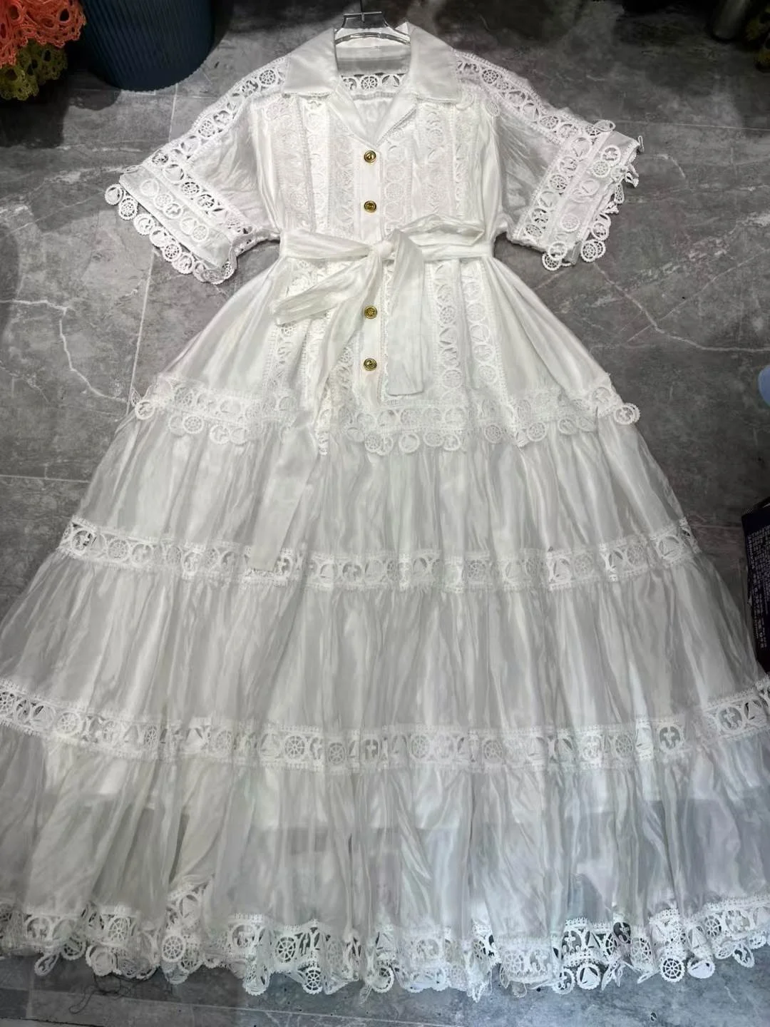 H319848e5f12545b7be72bb5ef04ae423u