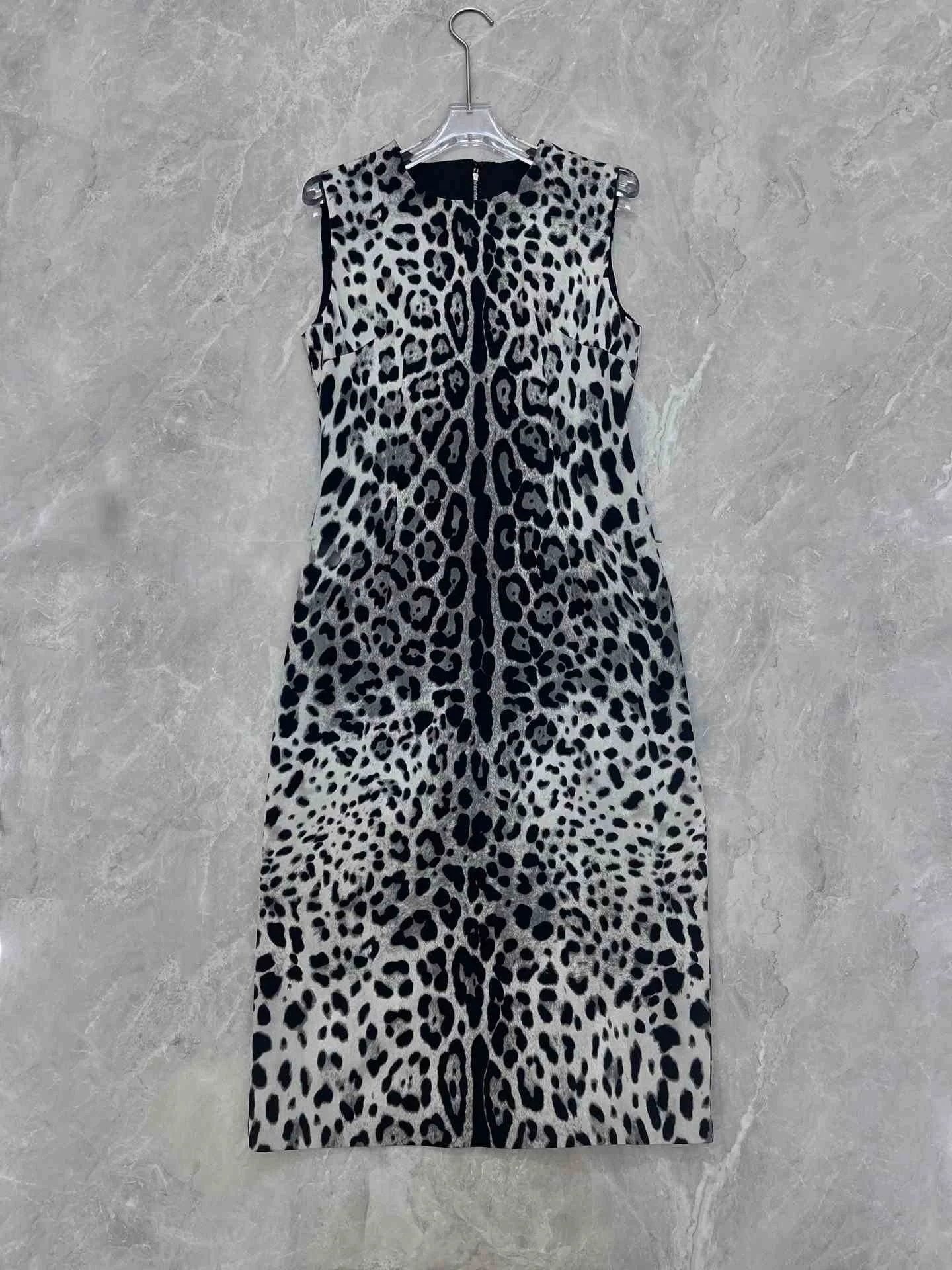 H3acc0242b8e341cc9e95c5045524eeccN