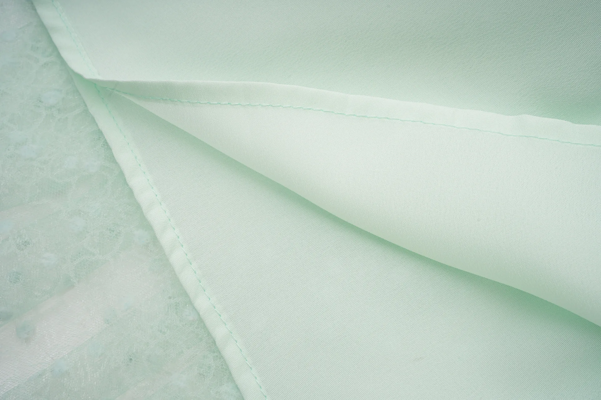 H5fea3d2b18de43338d57bc1e3f9ced72n