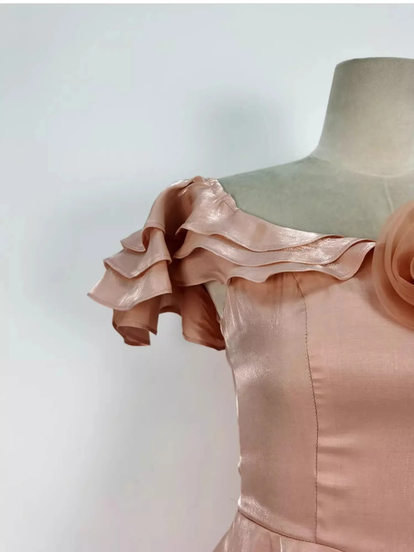 H860f4eeda8694f37b9e68f058457c61eP