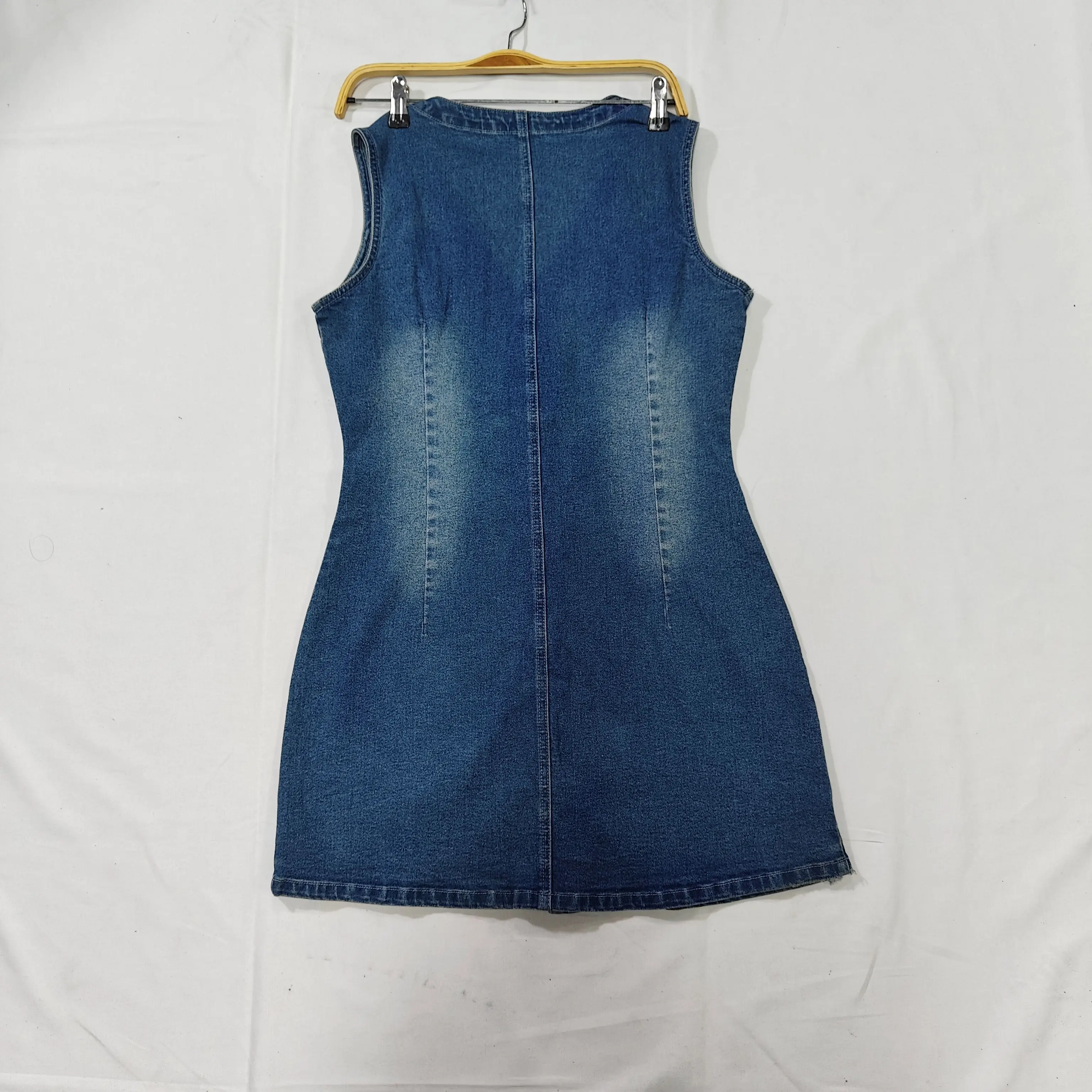 Hb5652a55274a4346a8f8169ac214beadc