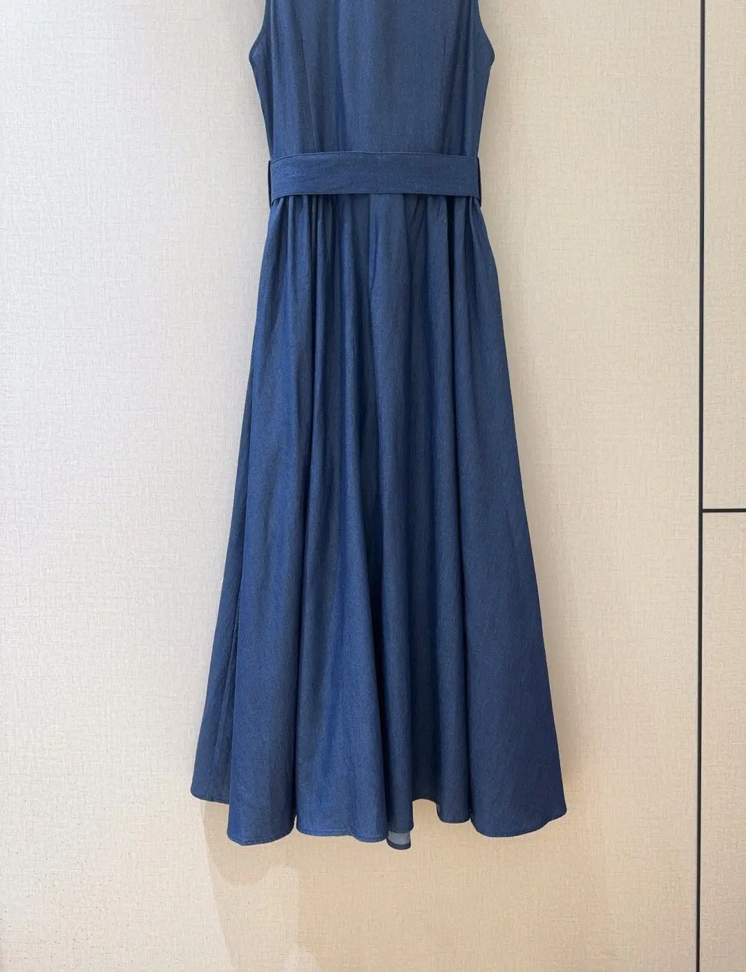 Hb6d985007c9048e793cf305f710e03a21