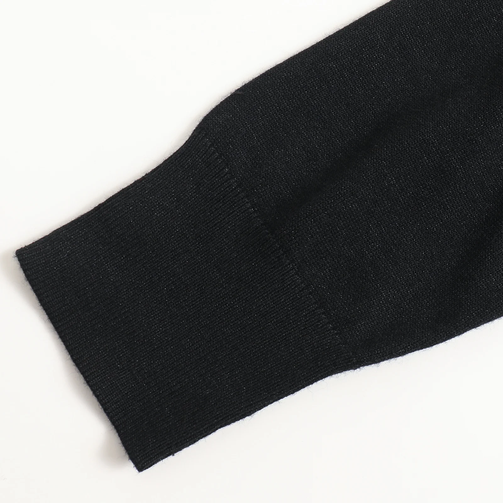 Hb94efda24b67437892150650cfe2f09fn