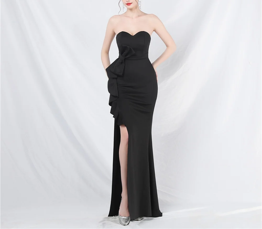 Hbb82b5d7a0574a52b8b9f15d882afaecy