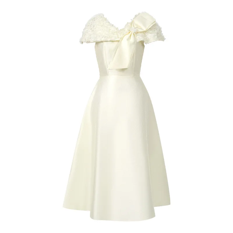 Hc8bf8ea97c024af68e871d5a15d26a64F