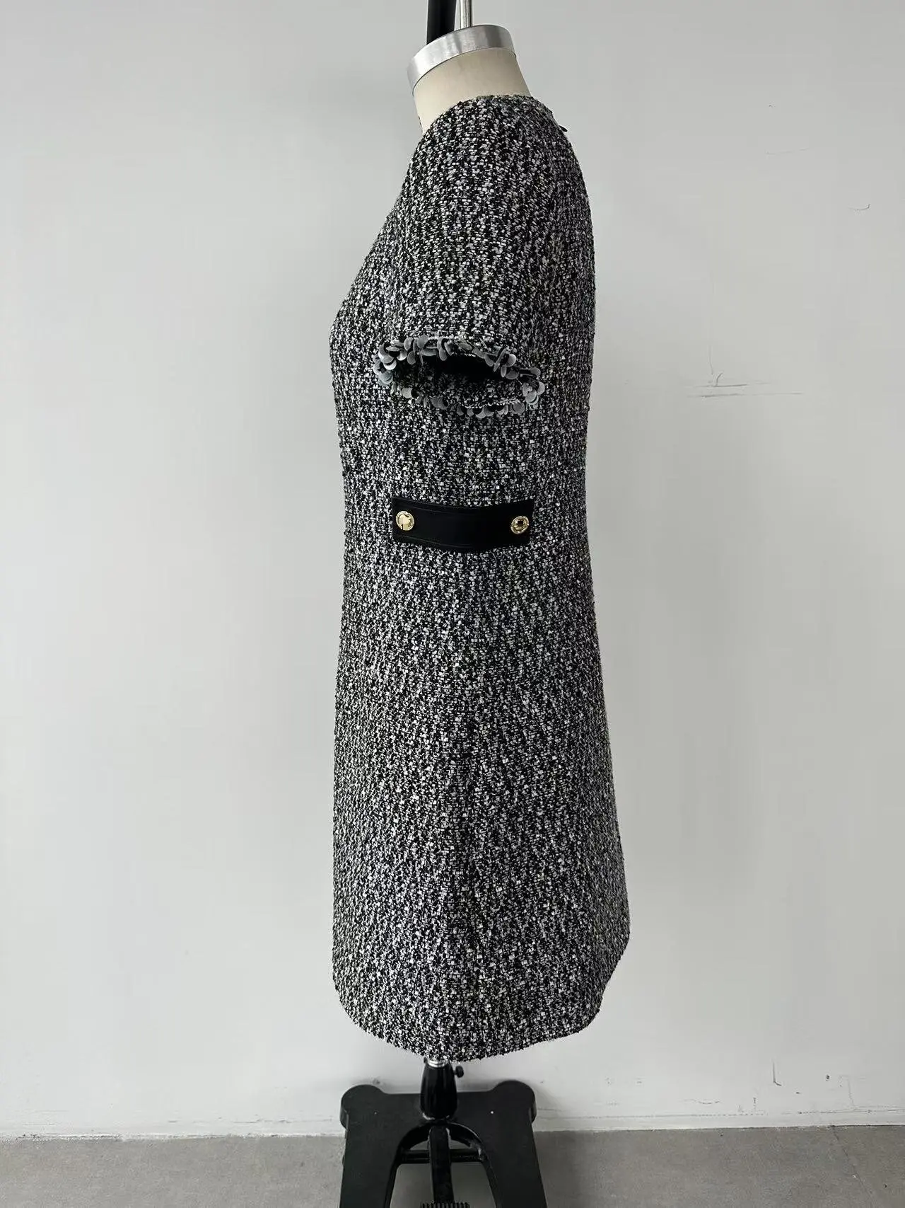 Hcee0d9cfbe654b5d9895ce170bd7bf98B