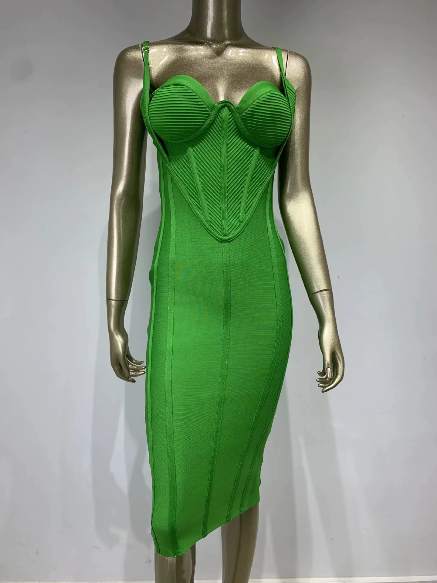 He8271effe7854a9c94e50a9a1be381fbR