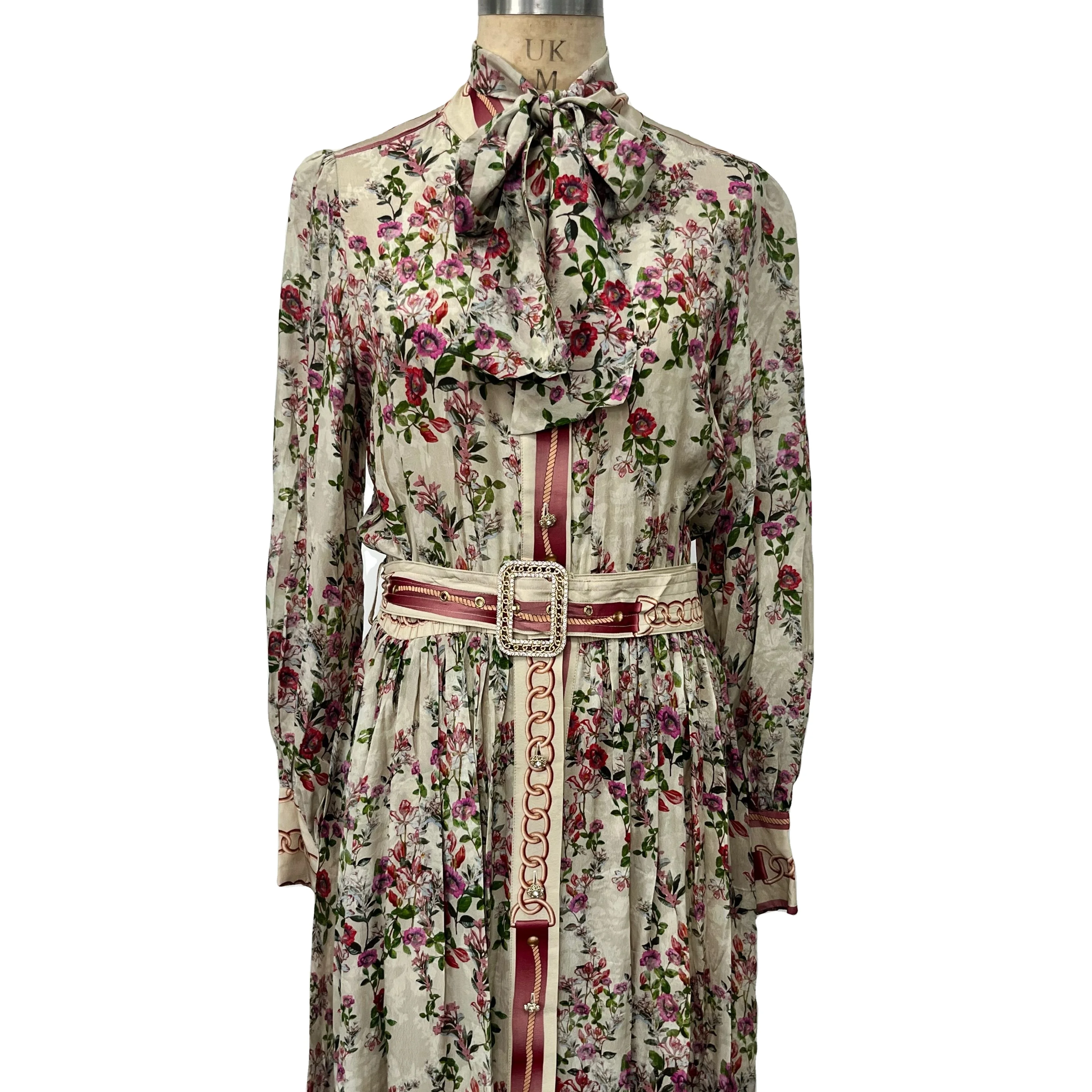 Sa86c6f30f9ac436a95bfa8fdcefefd83J